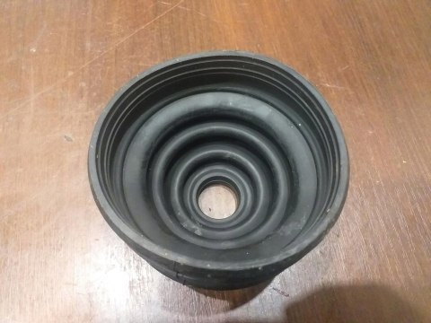 OSŁONA PRZEGUBU PÓŁOSI NAPĘDOWEJ BT-115