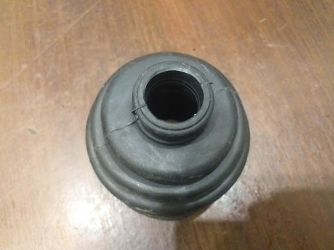 OSŁONA PRZEGUBU PÓŁOSI NAPĘDOWEJ BT-138