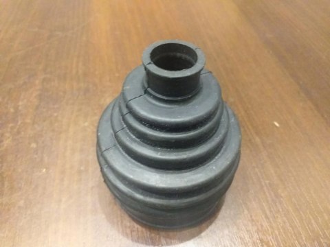 OSŁONA PRZEGUBU PÓŁOSI NAPĘDOWEJ BT-180 OSŁONA PRZEGUBU PÓŁOSI NAPĘDOWEJ BT-180