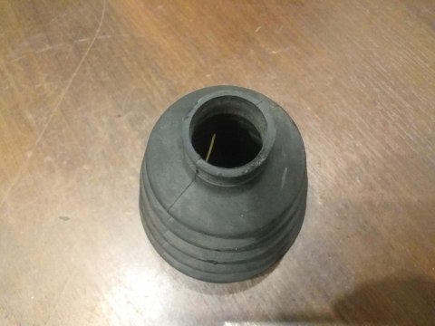 OSŁONA PRZEGUBU PÓŁOSI NAPĘDOWEJ BT-198 OSŁONA PRZEGUBU PÓŁOSI NAPĘDOWEJ BT-198