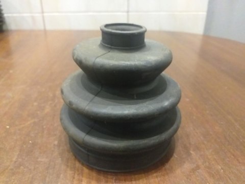 OSŁONA PRZEGUBU PÓŁOSI NAPĘDOWEJ BT117.0