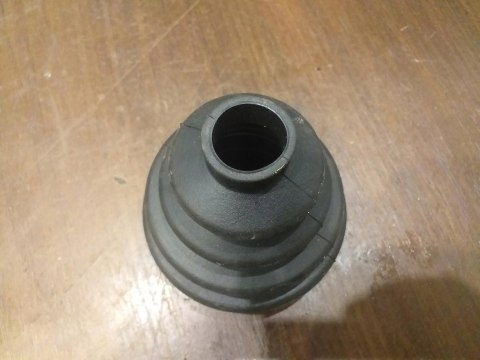 OSŁONA PRZEGUBU PÓŁOSI NAPĘDOWEJ C1X779-2