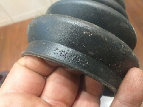 OSŁONA PRZEGUBU PÓŁOSI NAPĘDOWEJ C1X779-2