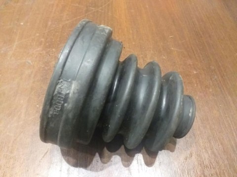 OSŁONA PRZEGUBU PÓŁOSI NAPĘDOWEJ LKTB003