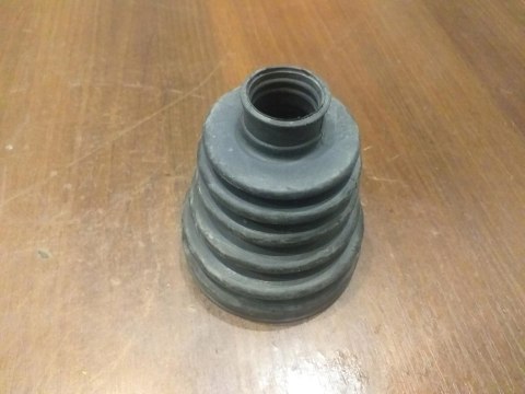 OSŁONA PRZEGUBU PÓŁOSI NAPĘDOWEJ LKTB004