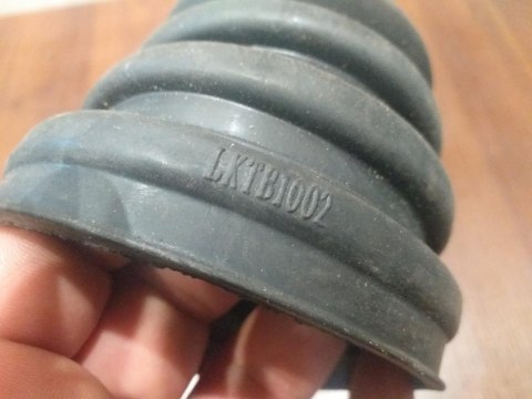 OSŁONA PRZEGUBU PÓŁOSI NAPĘDOWEJ LKTB1002 OSŁONA PRZEGUBU PÓŁOSI NAPĘDOWEJ LKTB1002