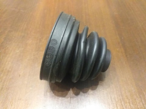 OSŁONA PRZEGUBU PÓŁOSI NAPĘDOWEJ RF393001X OSŁONA PRZEGUBU PÓŁOSI NAPĘDOWEJ RF393001X