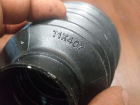 OSŁONA PRZEGUBU PÓŁOSI NAPĘDOWEJ T1X407