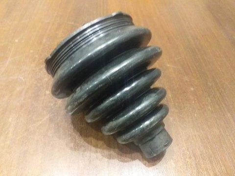 OSŁONA PRZEGUBU PÓŁOSI NAPĘDOWEJ T1X481