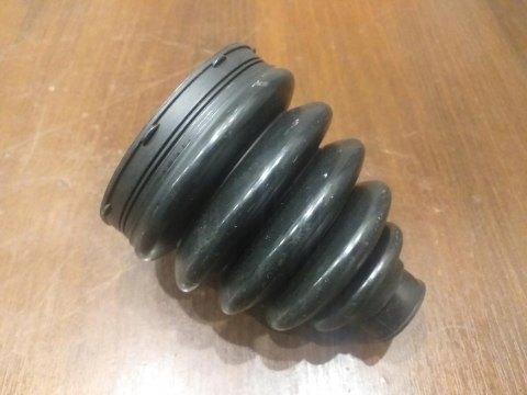 OSŁONA PRZEGUBU PÓŁOSI NAPĘDOWEJ T1X893