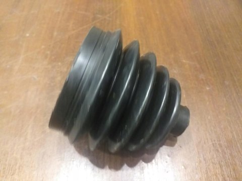 OSŁONA PRZEGUBU PÓŁOSI NAPĘDOWEJ T2X375