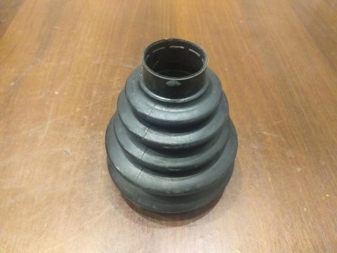 OSŁONA PRZEGUBU PÓŁOSI NAPĘDOWEJ T2X461