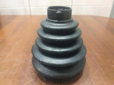 OSŁONA PRZEGUBU PÓŁOSI NAPĘDOWEJ T2X461