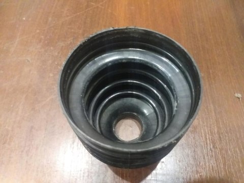 OSŁONA PRZEGUBU PÓŁOSI NAPĘDOWEJ T3X317