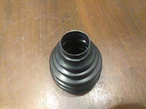 OSŁONA PRZEGUBU PÓŁOSI NAPĘDOWEJ T3X318