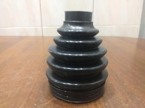 OSŁONA PRZEGUBU PÓŁOSI NAPĘDOWEJ T3X318