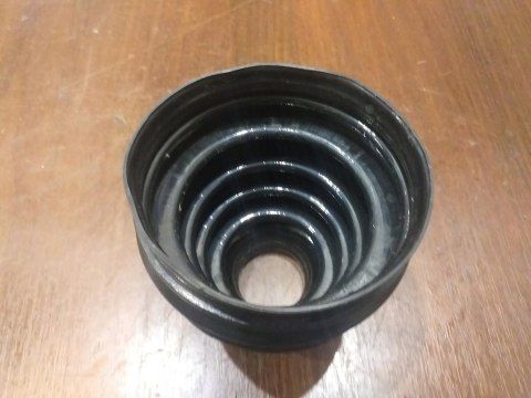 OSŁONA PRZEGUBU PÓŁOSI NAPĘDOWEJ T3X318