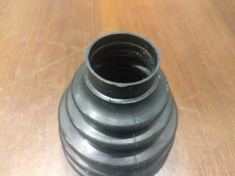 OSŁONA PRZEGUBU PÓŁOSI NAPĘDOWEJ T3X318 OSŁONA PRZEGUBU PÓŁOSI NAPĘDOWEJ T3X318