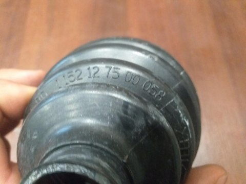 OSŁONA PRZEGUBU AUDI A4 B5 A6 VW PASSAT B5 OSŁONA PRZEGUBU AUDI A4 B5 A6 VW PASSAT B5
