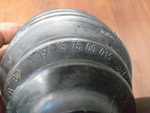 OSŁONA PRZEGUBU PÓŁOSI GKN BO 1150157500015 9007 OSŁONA PRZEGUBU PÓŁOSI GKN BO 1150157500015 9007