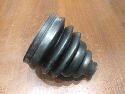 OSŁONA PRZEGUBU PÓŁOSI GKN BO 1150157500015 9007 OSŁONA PRZEGUBU PÓŁOSI GKN BO 1150157500015 9007