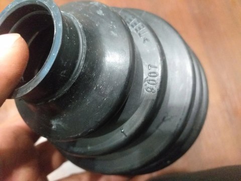 OSŁONA PRZEGUBU PÓŁOSI GKN BO 1150157500015 9007 OSŁONA PRZEGUBU PÓŁOSI GKN BO 1150157500015 9007