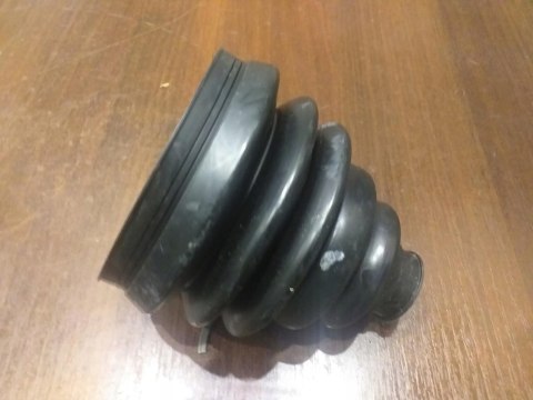 OSŁONA PRZEGUBU PÓŁOSI GKN BO 1150157500015 9007 OSŁONA PRZEGUBU PÓŁOSI GKN BO 1150157500015 9007