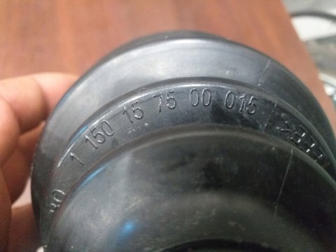 OSŁONA PRZEGUBU PÓŁOSI GKN BO 1150157500015 9007 OSŁONA PRZEGUBU PÓŁOSI GKN BO 1150157500015 9007