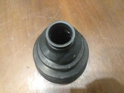 OSŁONA PRZEGUBU PÓŁOSI GKN BO 1150157500015 9007 OSŁONA PRZEGUBU PÓŁOSI GKN BO 1150157500015 9007