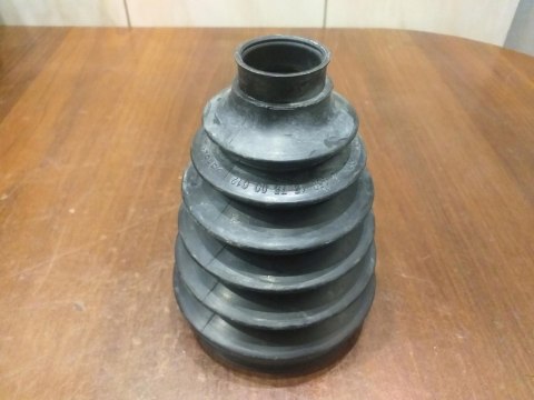 OSŁONA PRZEGUBU PÓŁOSI GKN BO 2150157500012 9001 OSŁONA PRZEGUBU PÓŁOSI GKN BO 2150157500012 9001