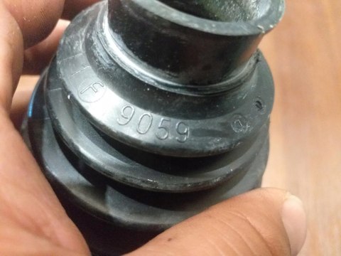 OSŁONA PRZEGUBU PÓŁOSI NAPĘDOWEJ 1F 9059 OSŁONA PRZEGUBU PÓŁOSI NAPĘDOWEJ 1F 9059