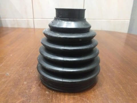 OSŁONA PRZEGUBU PÓŁOSI NAPĘDOWEJ 1F9046 OSŁONA PRZEGUBU PÓŁOSI NAPĘDOWEJ 1F9046