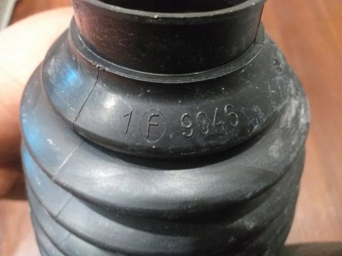 OSŁONA PRZEGUBU PÓŁOSI NAPĘDOWEJ 1F9046 OSŁONA PRZEGUBU PÓŁOSI NAPĘDOWEJ 1F9046