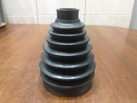 OSŁONA PRZEGUBU PÓŁOSI NAPĘDOWEJ 1F9059