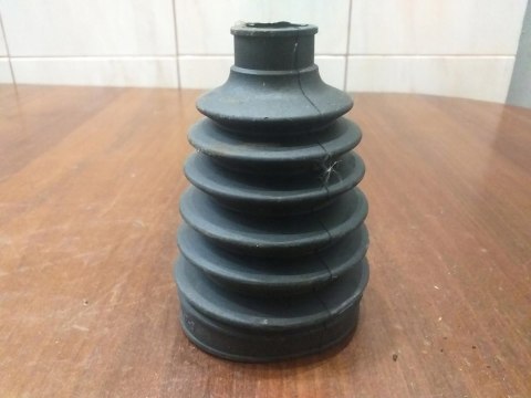 OSŁONA PRZEGUBU PÓŁOSI NAPĘDOWEJ 3X497-5 OSŁONA PRZEGUBU PÓŁOSI NAPĘDOWEJ 3X497-5