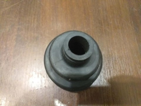 OSŁONA PRZEGUBU PÓŁOSI NAPĘDOWEJ BT-164 OSŁONA PRZEGUBU PÓŁOSI NAPĘDOWEJ BT-164