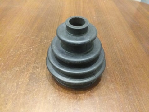 OSŁONA PRZEGUBU PÓŁOSI NAPĘDOWEJ C-6123