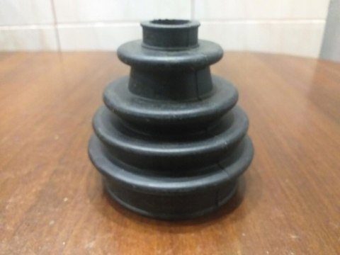 OSŁONA PRZEGUBU PÓŁOSI NAPĘDOWEJ C-6123