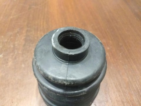 OSŁONA PRZEGUBU PÓŁOSI NAPĘDOWEJ C-6142