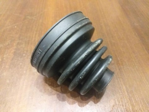 OSŁONA PRZEGUBU PÓŁOSI NAPĘDOWEJ RF393001X OSŁONA PRZEGUBU PÓŁOSI NAPĘDOWEJ RF393001X