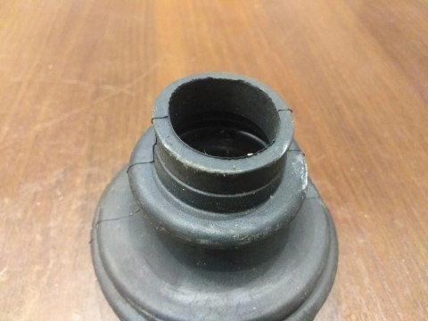 OSŁONA PRZEGUBU PÓŁOSI NAPĘDOWEJ RR301002X OSŁONA PRZEGUBU PÓŁOSI NAPĘDOWEJ RR301002X