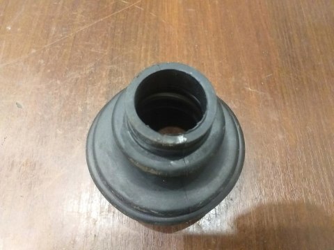 OSŁONA PRZEGUBU PÓŁOSI NAPĘDOWEJ RR301002X OSŁONA PRZEGUBU PÓŁOSI NAPĘDOWEJ RR301002X