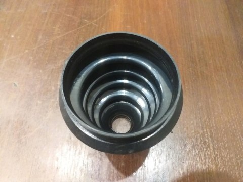 OSŁONA PRZEGUBU PÓŁOSI NAPĘDOWEJ T1X320 OSŁONA PRZEGUBU PÓŁOSI NAPĘDOWEJ T1X320