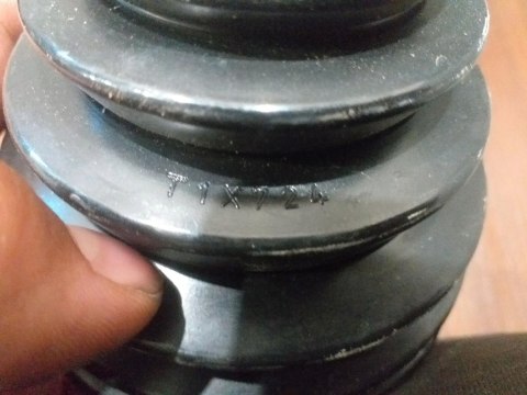 OSŁONA PRZEGUBU PÓŁOSI NAPĘDOWEJ T1X724