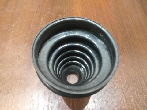 OSŁONA PRZEGUBU PÓŁOSI NAPĘDOWEJ T1X917