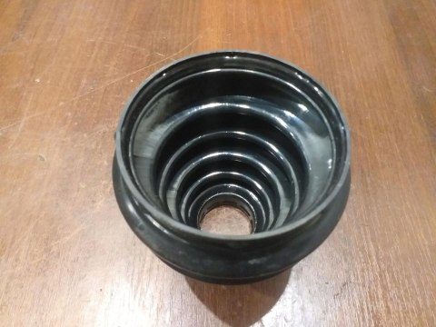 OSŁONA PRZEGUBU PÓŁOSI NAPĘDOWEJ T2X461 OSŁONA PRZEGUBU PÓŁOSI NAPĘDOWEJ T2X461