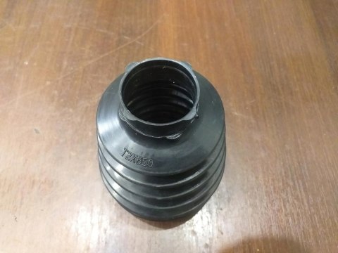 OSŁONA PRZEGUBU PÓŁOSI NAPĘDOWEJ T2X650 OSŁONA PRZEGUBU PÓŁOSI NAPĘDOWEJ T2X650