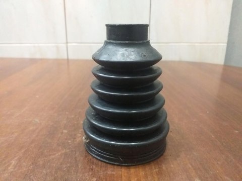 OSŁONA PRZEGUBU PÓŁOSI NAPĘDOWEJ T2H930 OSŁONA PRZEGUBU PÓŁOSI NAPĘDOWEJ T2H930