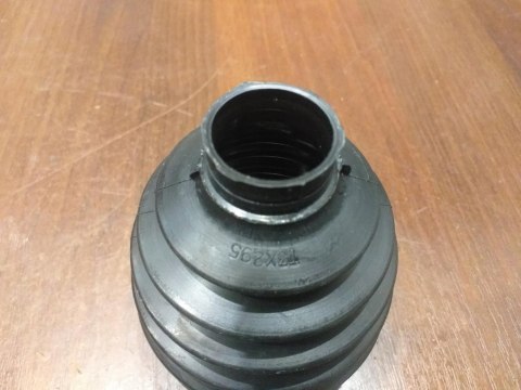 OSŁONA PRZEGUBU PÓŁOSI NAPĘDOWEJ T3X295