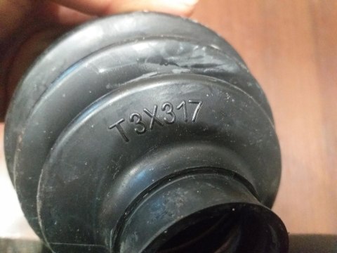 OSŁONA PRZEGUBU PÓŁOSI NAPĘDOWEJ T3X317 OSŁONA PRZEGUBU PÓŁOSI NAPĘDOWEJ T3X317